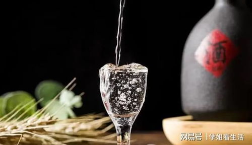中国3大 智商白酒 ,靠包装和情怀 博眼球 ,酒却不咋地