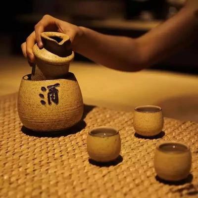 【诗酒人生】自古人生最忌满,半醒半醉半神仙
